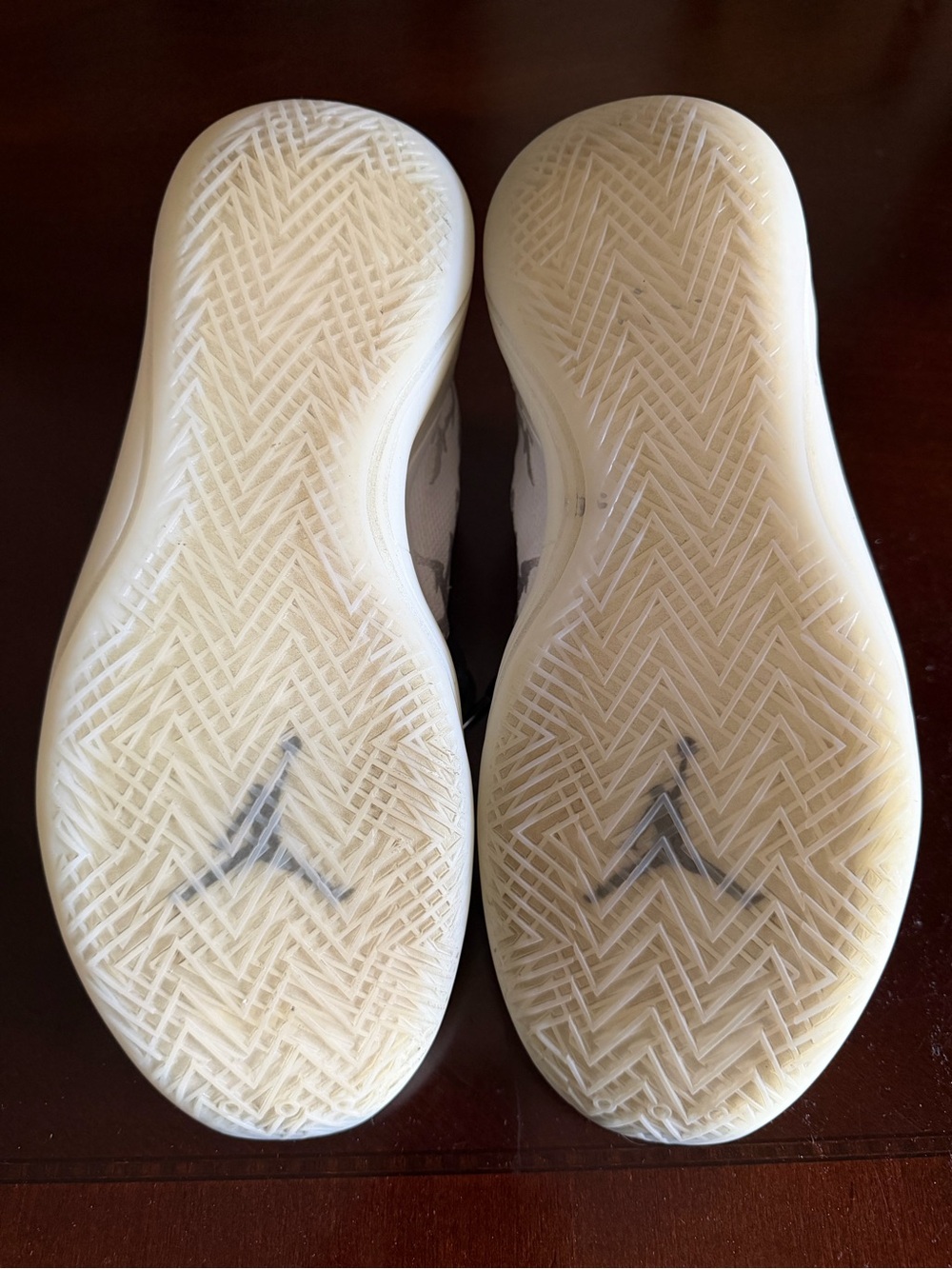 Jordan 39 - Picture 2 of 8
